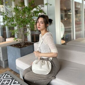 Clover Kao Instagram - 拍到最後表情逐漸母湯😆