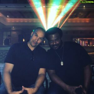 Coby Bell Instagram - Little known fact- When Craig and I put our heads together lasers shoot out of his fro. FOX FAMILY.
#thegifted #ghosted @foxtv @thegiftedonfox