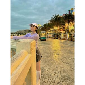 Coco Hayashi Instagram - 💜💜💜
．
okinawa~📸❤️‍🔥
．
．
#okinawa #沖縄
#photobook