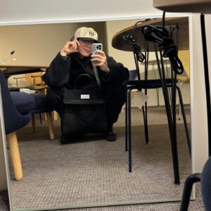 Code Kunst Instagram - 어~ 올때 팥 붕어빵 사올게~

#광고 #maisonmargiela