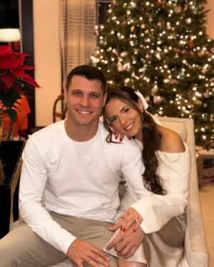 Cody Calafiore Instagram - I love doing holidays with you ❤️🎄 @cristielaratta Merry Christmas Everyone! 🎅🏼