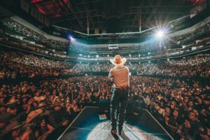Cody Johnson Instagram - Kicked off the Leather Tour in Cali. Sacramento, what an incredible sold out show! See y’all tonight, Anaheim!

Photos - @jttex