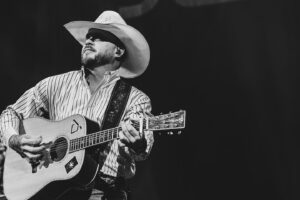 Cody Johnson Instagram - Thank you for an incredible SOLD OUT show, Indianapolis! See y’all tonight, Birmingham!

📸 @jttex