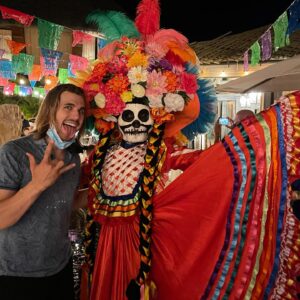 Cody Linley Instagram - Hello from Mexico 🇲🇽 mis amigos! #ActosInMexico #LaVida #Fiesta #bienvenidos