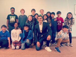 Cody Linley Instagram - 🎉Happy new year everyone! 🙏Thank you to all the amazing actors from last week that rocked this holiday season’s classes. 😃(Improv game show, Casting from an Actor’s Perspective & the Emotional Scale Workshop). ❤️Wishing the best for you all this year!!! 
•
•
•
#actors #teaching #holidays #fun #codylinley #codylinleylove #inspire
