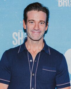 Colin Donnell Instagram - Felt very Amity Island on our @sharkonbroadway Blue Carpet in @toddsnyderny 💙.

Big thanks to @cobygetzug for his stylish eye, @itsgraceaki for letting me steal her vintage glasses for a bit and to @michaelah.jpg for the 📸 snaps!