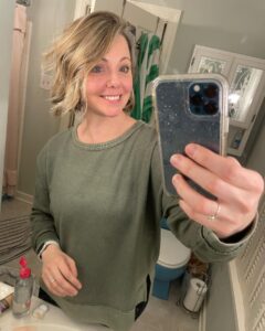 Actress Collette Wolfe HD Instagram Photos and Wallpapers March 2022