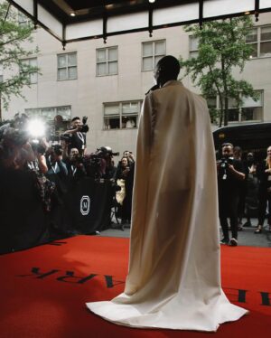 Colman Domingo Instagram - What a night. I truly wish I could describe all. It was such a dream. I am thankful for the blooming friendship and artistry of @willychavarrianewyork who I admire as a human and an innovator. @waymanandmicah with all the details and nuance, you are the baddest brothers in the business. You create a whole team who work to get every detail right.  Ynes had my whole back last night. The face, the male beauty look was all the handiwork of my ride or die groomer @jam_rich The Green eyes and mystical shadow work took my breath away. @davidyurman jewels and @iwcwatches took everything from the sky to the heavens. For my first outing at the Met Gala I felt all the things I hoped to feel. Inspired by all the artist I work with, share space with and have a good time showing up and showing out. It’s for the culture. @wolfkasteler @liebmanentertainment and @thegershagency for always working out every single detail to make sure that I am present, joyful and cared for. @monsieur_wyzard.tiff 📸 and @mayaiman