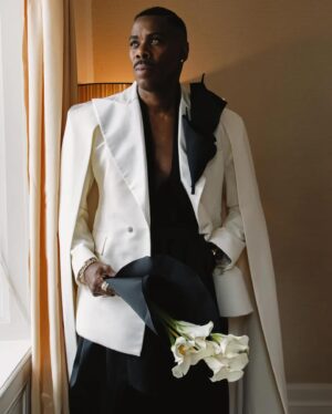 Colman Domingo Instagram - What a night. I truly wish I could describe all. It was such a dream. I am thankful for the blooming friendship and artistry of @willychavarrianewyork who I admire as a human and an innovator. @waymanandmicah with all the details and nuance, you are the baddest brothers in the business. You create a whole team who work to get every detail right.  Ynes had my whole back last night. The face, the male beauty look was all the handiwork of my ride or die groomer @jam_rich The Green eyes and mystical shadow work took my breath away. @davidyurman jewels and @iwcwatches took everything from the sky to the heavens. For my first outing at the Met Gala I felt all the things I hoped to feel. Inspired by all the artist I work with, share space with and have a good time showing up and showing out. It’s for the culture. @wolfkasteler @liebmanentertainment and @thegershagency for always working out every single detail to make sure that I am present, joyful and cared for. @monsieur_wyzard.tiff 📸 and @mayaiman