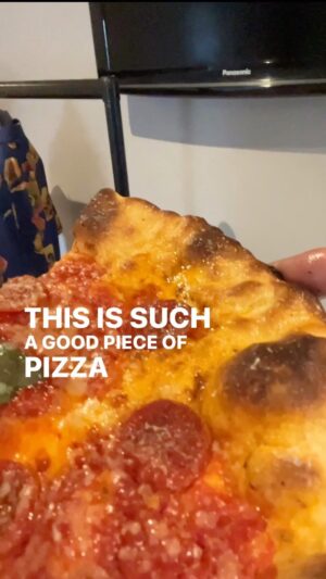 Colton Dunn Instagram - Full Review of @crisppizzaw6! Great pizza! Get you one if you ever in London. 🇬🇧 🍕 
#benschwartzandfriends #pizza #pizzalife