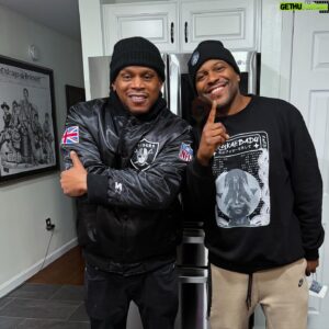 Coodie Simmons Instagram - @realsway stop by my the crib for my birthday on 01/18/2024 . 30 years after he put out “Best Of Wake Up Show Freestyles” Volume 1.  We both was 8 years old. 😂😂😂. Love you brother & thank for showing love! GOD is Amazing!  #family #hiphop #love