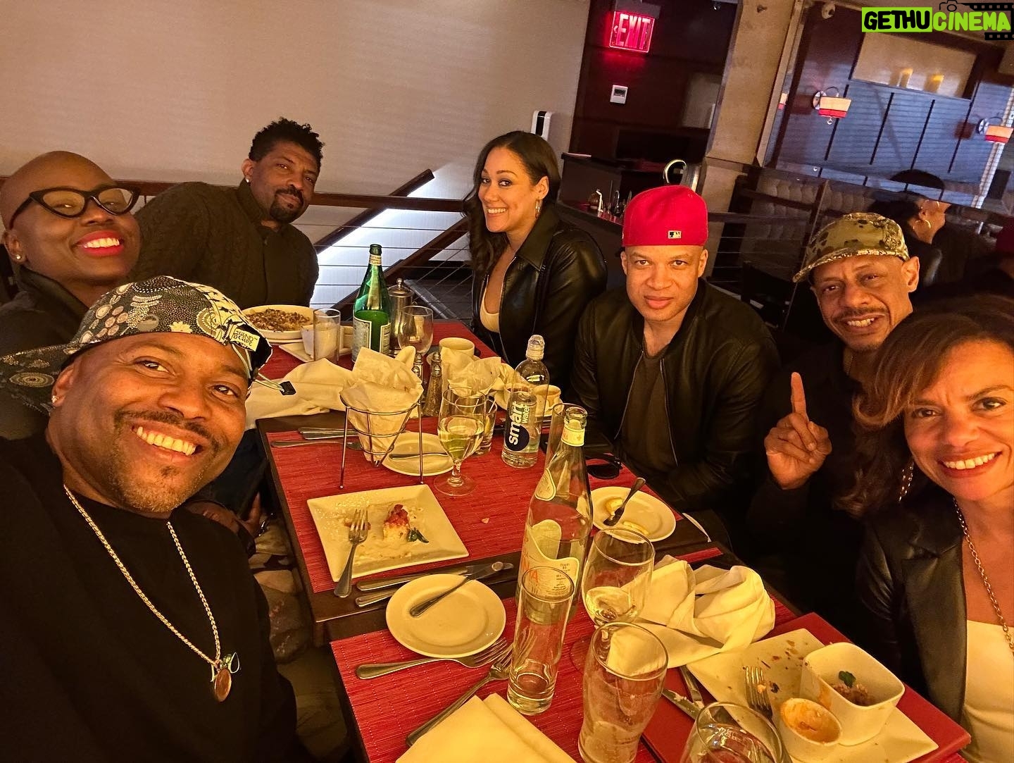 Coodie Simmons - 2K Likes - I’m so happy and proud for my brother @deoncole ! He has his own show #averagejoe ! He made me get @betplus & I love it! This 1st EP is incredibly funny through out the drama! Amazing writing & acting! @cyncityforever timing is impeccable. 😂😂😂 A MUST WATCH!!! @bet #love #funny #family
