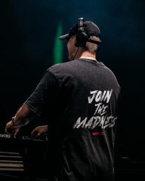Coone Instagram - JOIN THE MADNESS… JOIN HARDSTYLE! 🫡
The acid washed T-Shirt, available now on:

* Joinhardstyle.com
* Dirtyworkz.com
* Hardstyledaily.com