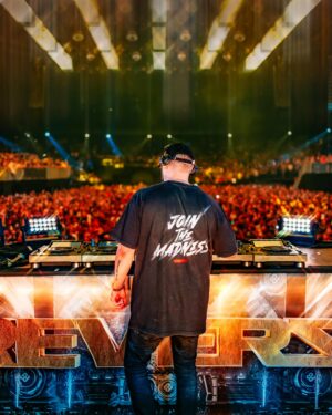 Coone Instagram - JOIN THE MADNESS… JOIN HARDSTYLE! 🫡
The acid washed T-Shirt, available now on:

* Joinhardstyle.com
* Dirtyworkz.com
* Hardstyledaily.com