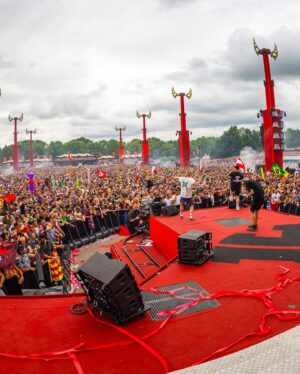 Coone Instagram - From all 4 corners of the compass, we have found our way to these holy grounds.

To all my brave warriors… I call upon you. Join us on this WARRIOR CRY. ⚔️