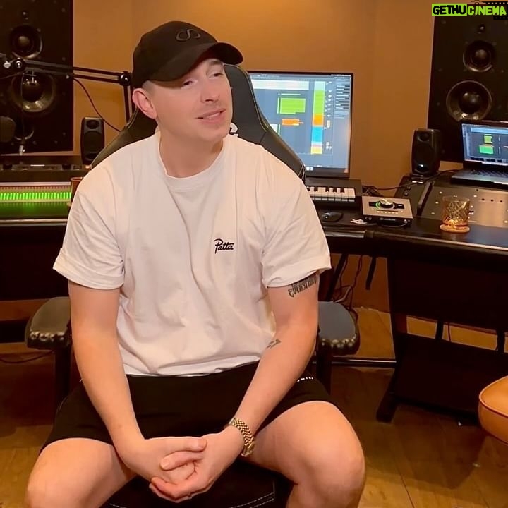 Coone - 3 Likes - SLIDE FOR COONE MUSIC OVERDOSE! 🤯
What’s your favorite so far!?
1. U ARE THE HIGH (with @dbstf)
2. DEDICATED (with @lnytnz)
3. THE RUSH (with @tonyjuniorofficial & @djbassbrainofficial )
4. WE’VE GOT THE POWER (with @thyronnl )
5. TILL I COLLAPSE (with @wayofthekami )
6. ID (solo)