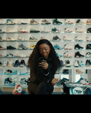 Coralie Rose Instagram - 💈 The Therapist 💈

Written and directed by @akwasi @unrestricted.studio 

Casting by @roadcasting @coralie_blamo_rose 

#CastingByCoralieRose #roadcastme