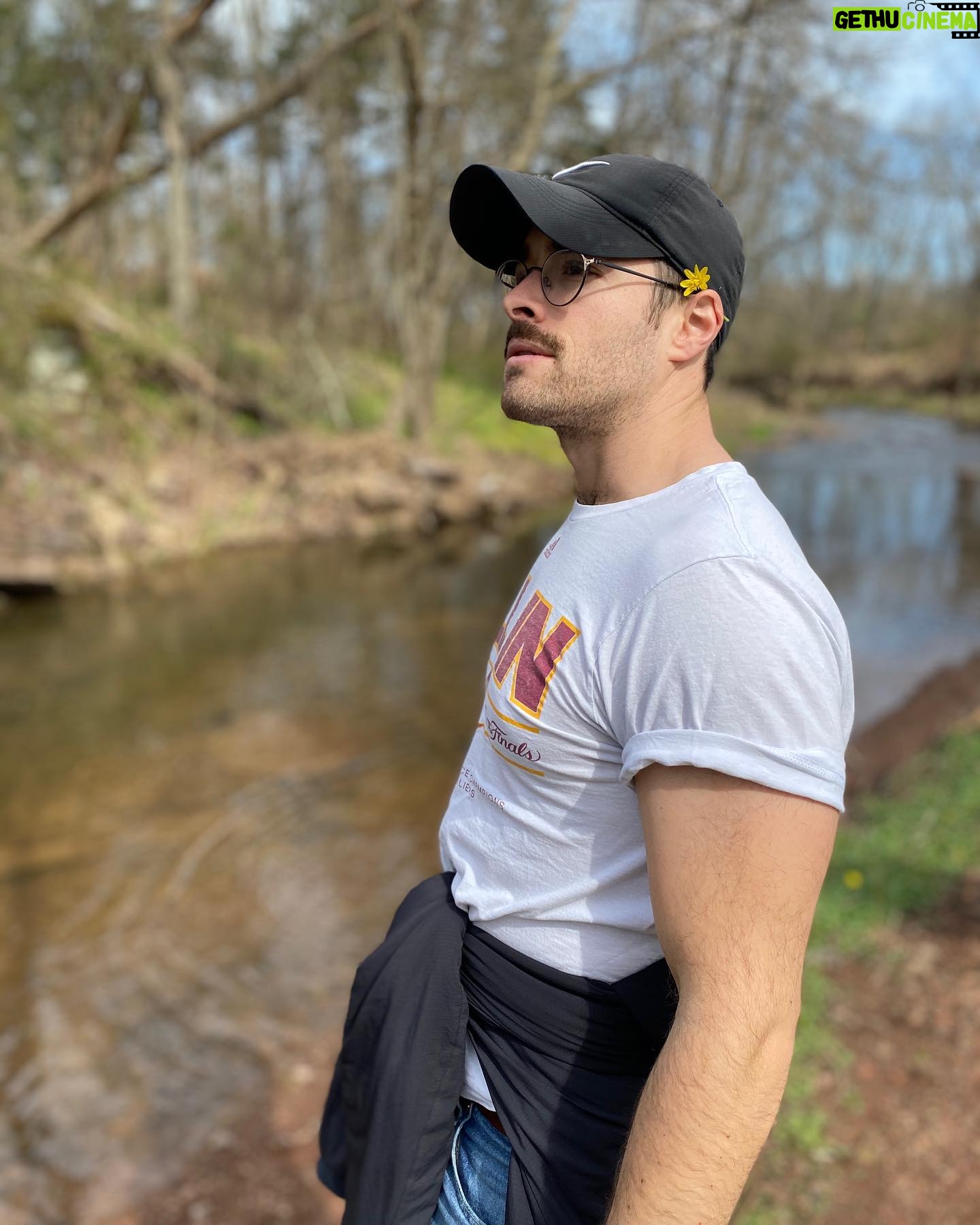 Corey Cott - 9.1K Likes - It’s like they say, “A flower a day, keeps the quarantine absolutely sucks.” #GoCavs