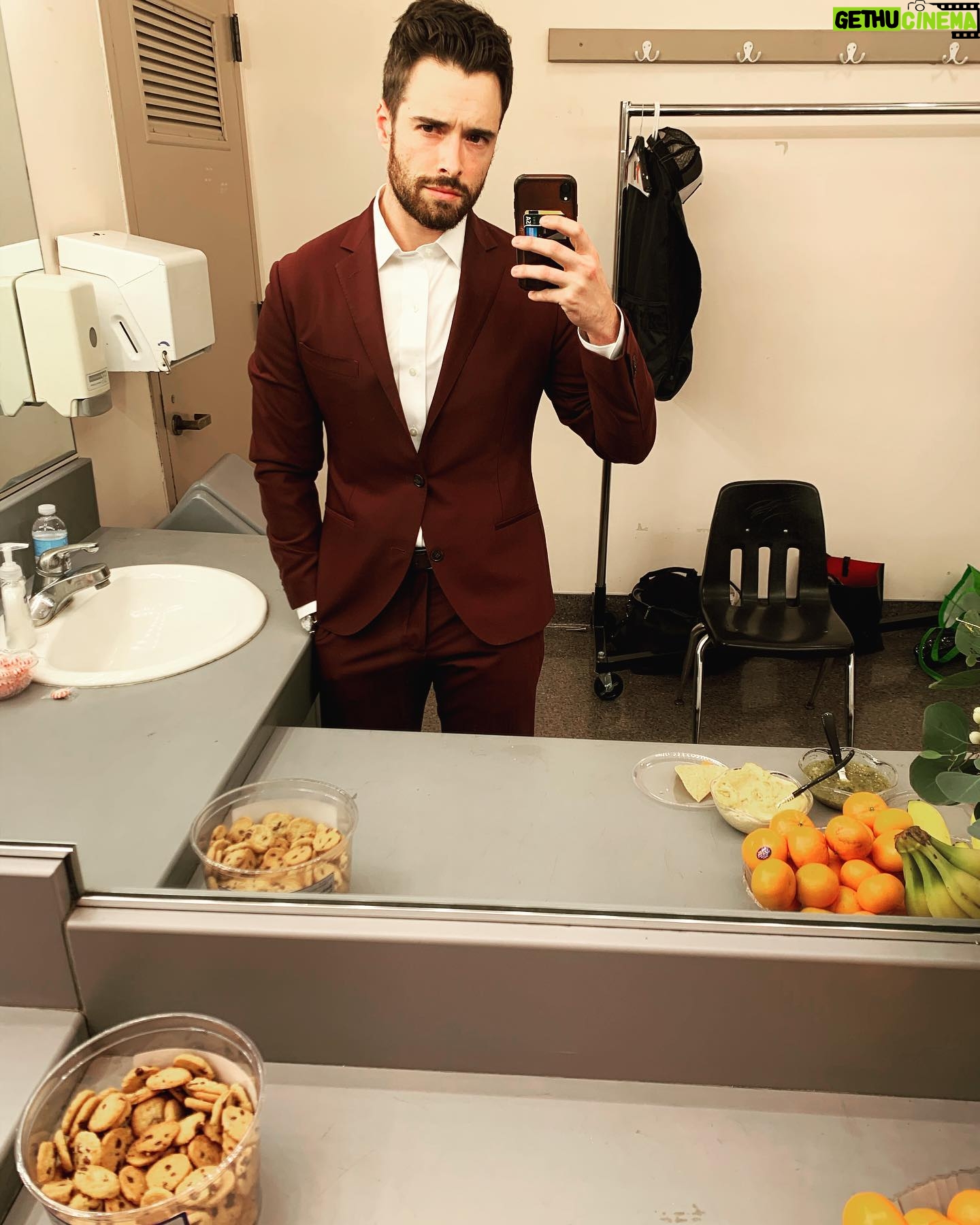 Corey Cott - 8.4K Likes - Original Lyrics:🎵Corey in the bathroom with TJ’s chocolate chip cookies I ate all of them and then had to sing Santa Fe at an event and was sweating chocolate on the stage🎵#BeMoreChocoChill #NotAnAdAd @traderjoes #JoeIconis @mtca2020