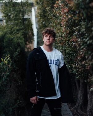 Corey La Barrie Instagram - The c4house did a little quarantine photo shoot! And here is some of the pictures! 🥺👉🏽👈🏽