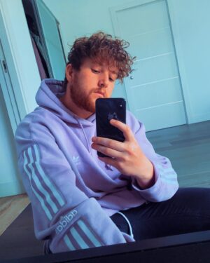 Corey La Barrie Instagram - My hairs finally back to being long and curly and I grew a beard.. I don’t know if I like the beard but I got no one to impress! 🤷🏼‍♂️😂 let me know what you guys have done in quarantine!