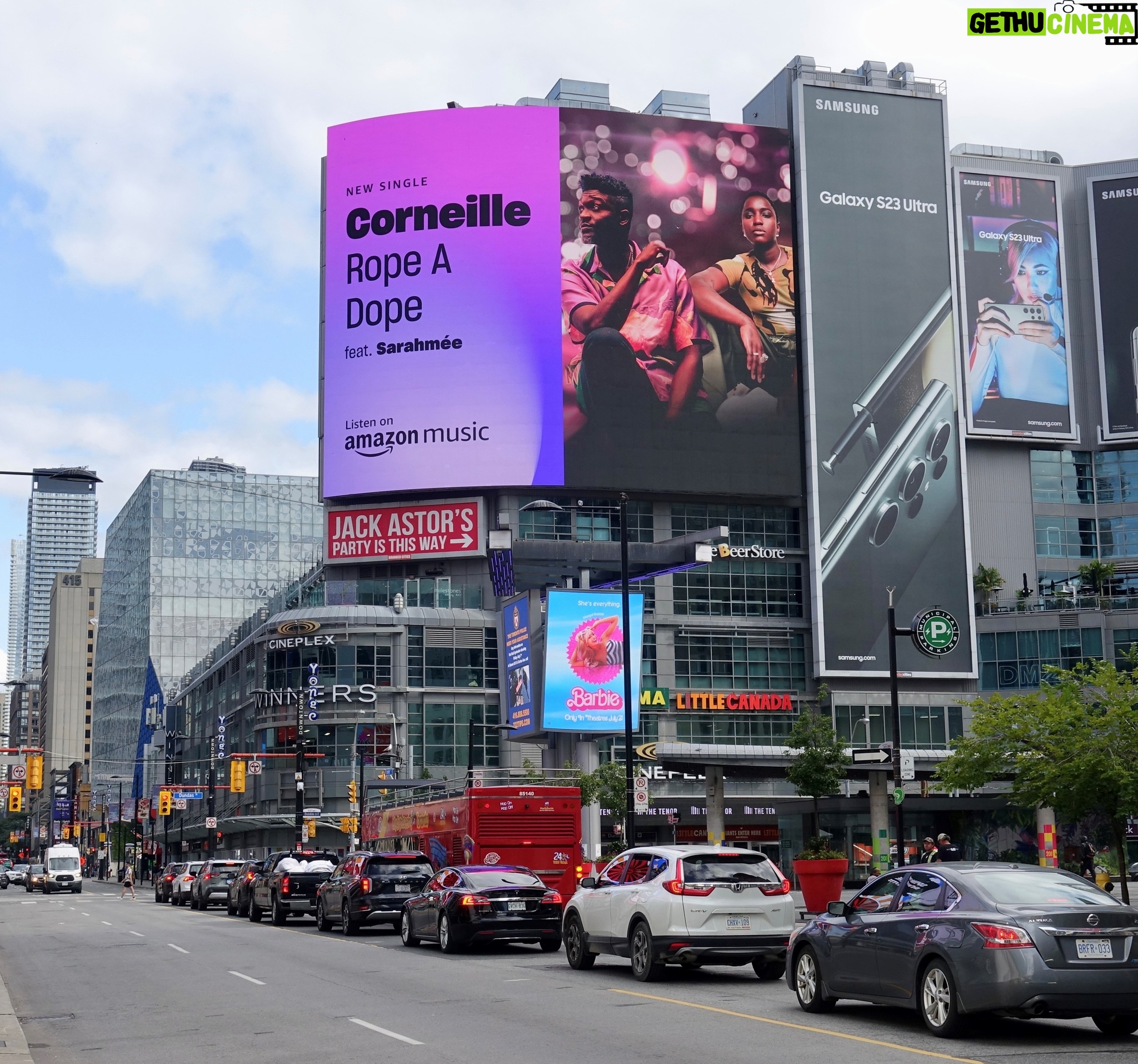 Corneille - 1.2K Likes - Rope-A-Dope dans les nouveautés @amazonmusic !
Un chaud merci à @amazonmusic pour le soutien 🙏🏿🙏🏿🙏🏿🙏🏿
🎧 Lien d'écoute dans la bio !
@sarahmeeo
@musicor