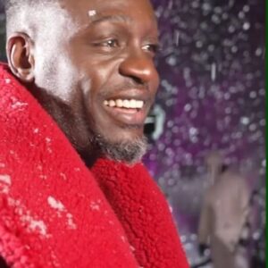 Corneille Instagram - Pourquoi mon accent québécois sort camerounais???😂😂😂 

Pour vous procurer vos accès pour ENCRE ROSE L'EXPERIENCE cliquez sur le lien en bio!