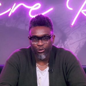 Corneille Instagram - Salut la famille, encore une fois très heureux de partager cette annonce avec vous! « Encre Rose » est disponible en précommande physique et digitale! Rendez-vous le 25 mars pour l'album et aujourd'hui pour une petite surprise! (Lien en bio)