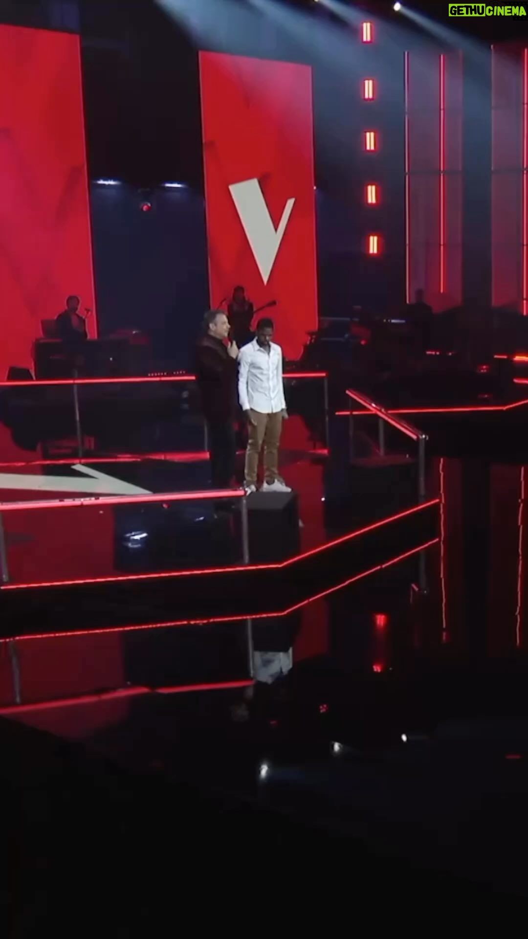 Corneille - 1.5K Likes - Corneille et Mario avaient d’autres plans pour Redge... 😉
____________________
📺 Dimanche 19h30 | TVA et TVA
#LaVoixTVA