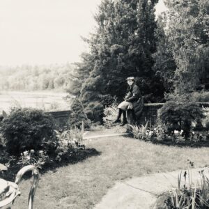 Corrine Koslo Instagram - More moments from Anne with an E.
Magical time for us all. Friendships made that will endure.
Wonderful set ups and photo opportunities. More for the undying fans of this show.
Thank you Moira and Miranda.
#annewithaneseason3#renewannewithane#anneofgreengables#