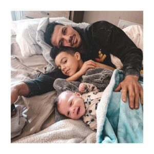 Cortney Casey Instagram - Love mornings like this 🥰 #AZ #MyBoys #KingKlose #KnightKlose #OurLittleFamily #LifeWithBoys