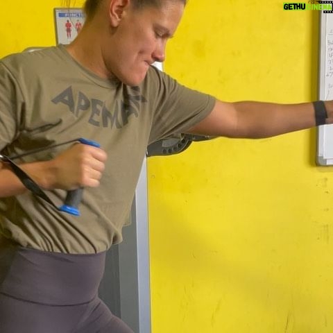 Cortney Casey - 321 Likes - UFC Fight Night for @castironcasey or as Quinn says Auntie Cort-Cort.
.
.
Extended camp means more methodical approach to sustaining fitness, mental clarity, strength, power & speed. Cort never ceases to amaze me with her tenacity and professionalism. Weāve seen tougher challenges for camps & as a team we always prevail. These experiences with what I call family, are priceless. Forever grateful for my second wife.
.
.
Tune in as she enters the octagon this Saturday on @espnmma.
#teamcastironcasey #ufc #mmalab #activehealth #mma #strengthpowerspeed #phoenix #scottsdale #apemanstrong #pfs #feedthefamily #alwaysbyyourside