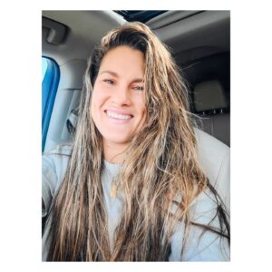Cortney Casey Instagram - There's Just One Legitimate 
Synonym For Friday: Bσσɱ Sԋαƙα Lαƙα

#AZ #FriYay #AnotherWeekDown #FightCamp
#AZVibes #Smile