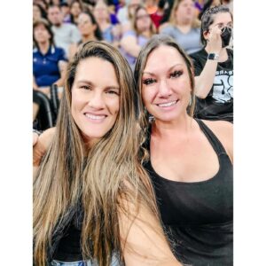 Cortney Casey Instagram - What a fun night at the @phoenixmercury game!! Got a little date night with @drakkar_klose, got to have a few drinks with my long time friend @rfuzy and was entertained by the one and only @titolopez88. #AZ #FridayNight #FootPrintCenter #BBall