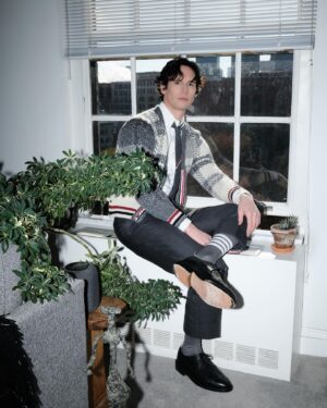Cory Michael Smith Instagram - Wearing @thombrowne for @maydecemberfilm on @bravoandy’s @bravowwhl.
Styling and photography by @brianmeller, grooming by @colbymakeup.