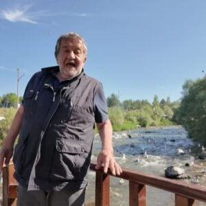 Coşkun Aral Instagram - Sayısız sürprize sahip Anadolu’yu fotoğraf kadrajında keşfetmek bambaşka bir deneyim. Yıllarca çizdiğim fotoğraf rotalarını şimdi sizlerle de paylaşmak için Tamer Günal’la yola düştük.

Kemaliye’de #KaranlıkKanyon’u, Erciş’te İnci Kefali göçünü, Doğubayazıt’ta #AğrıDağı’nı, Sarıkaya’da Roma Hamamı’nı, #Kayseri’de Yılkı Atları’nı, #Nevşehir’de #Kapadokya’yı gördük ve kapanışı Tuz Gölü’yle yaptık.Bu görsel ziyafet bizi yepyeni fotoğraf rotaları için heyecanlandırdı.İzlerken sizi de heyecanlandıracağına eminim.

Videonun tamamı şimdi Youtube’da #CoşkunAralAnlatıyor kanalında.