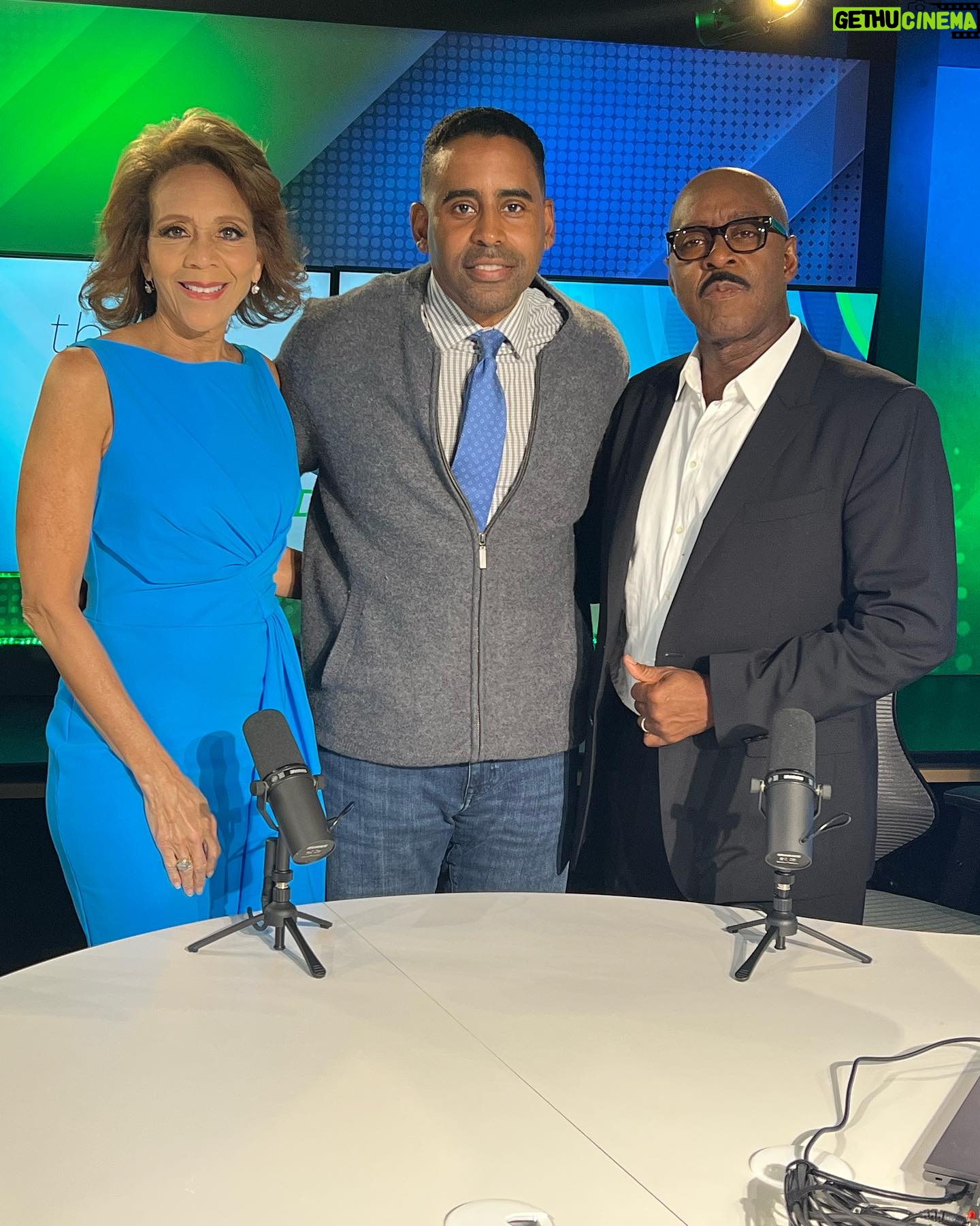 Courtney B. Vance - 387 Likes - Had a wonderful day in Philadelphia yesterday! Thank you to @enontab and Rev. @dralynewaller for the incredible support of The Invisible Ache and for the great interviews with and support from @wdaspatty, @iamtonyapendleton @onwurd, @fox29philly #GoodDayPhiladelphia and The Pulse with @billafox29. Can’t wait to get back to the City of Brotherly Love. Next up, Los Angeles! #invisibleachebooktour
