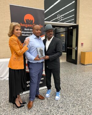 Courtney B. Vance Instagram - Folks, we had a wonderful night in DC last night with @mahoganybooks and #MLKMemorialLibrary for our new book, The Invisible Ache! Today happens to be the 6th anniversary of my mother’s death from #ALS. Mrs. Leslie Vance was a proud librarian for over 30 years. So to have been in the library for this book, which speaks to my personal journey mental awareness and wellness which began when my dad died of suicide, was a beautiful way to honor both my mom and dad. So thank you DC for coming out! TONIGHT we celebrate Dr. Robin in her home city of Philadelphia at @EnonTab Church, free and open to the public at 6:30pm. Books will be available and we will sign them! Come on out! #InvisibleAcheBookTour
