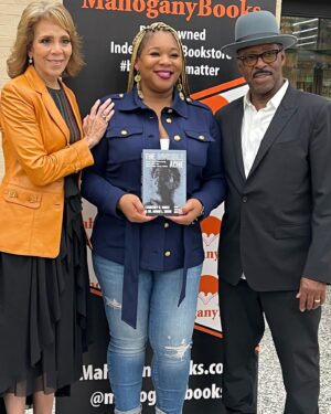 Courtney B. Vance Instagram - Folks, we had a wonderful night in DC last night with @mahoganybooks and #MLKMemorialLibrary for our new book, The Invisible Ache! Today happens to be the 6th anniversary of my mother’s death from #ALS. Mrs. Leslie Vance was a proud librarian for over 30 years. So to have been in the library for this book, which speaks to my personal journey mental awareness and wellness which began when my dad died of suicide, was a beautiful way to honor both my mom and dad. So thank you DC for coming out! TONIGHT we celebrate Dr. Robin in her home city of Philadelphia at @EnonTab Church, free and open to the public at 6:30pm. Books will be available and we will sign them! Come on out! #InvisibleAcheBookTour