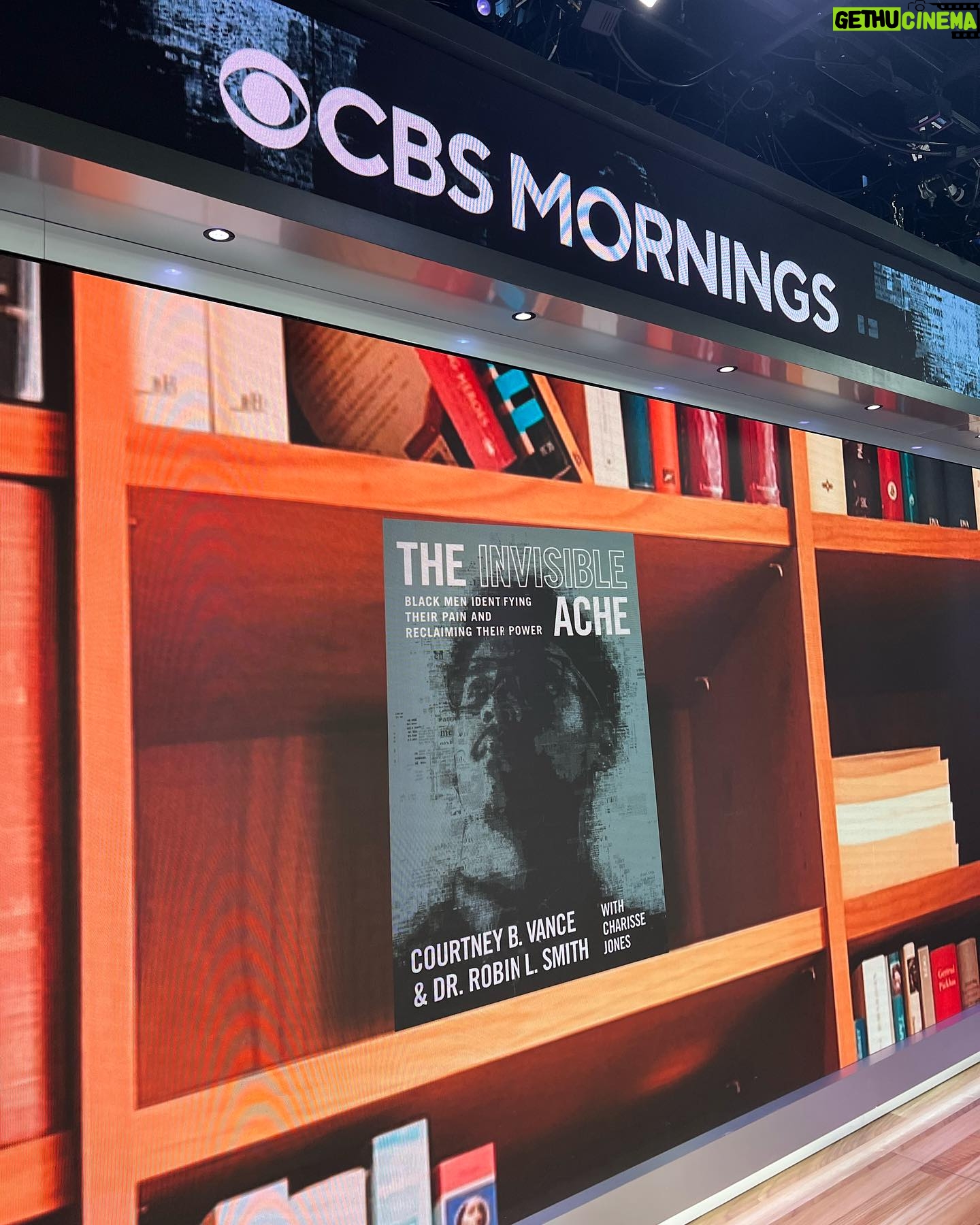 Courtney B. Vance - 1K Likes - Day 2 of The Invisible Ache book tour: @drrobinlsmith and I started off the day in NYC with @gayleking @nateburleson and @cbsmornings, then off to Baltimore to @prattlibrary. B-More, y’all came through! Thank you for spending the evening with us! Today is Washington DC at @fox5dc in the morning and the #MLKLibrary with @mahoganybooks! DC, we can’t wait to see you!