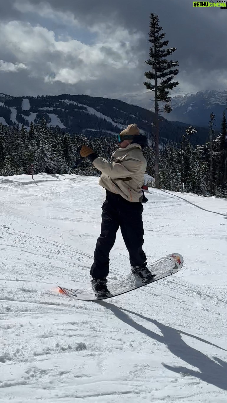 Craig McMorris - 1.4K Likes - Two very awkward ones...
Can you name both tricks?