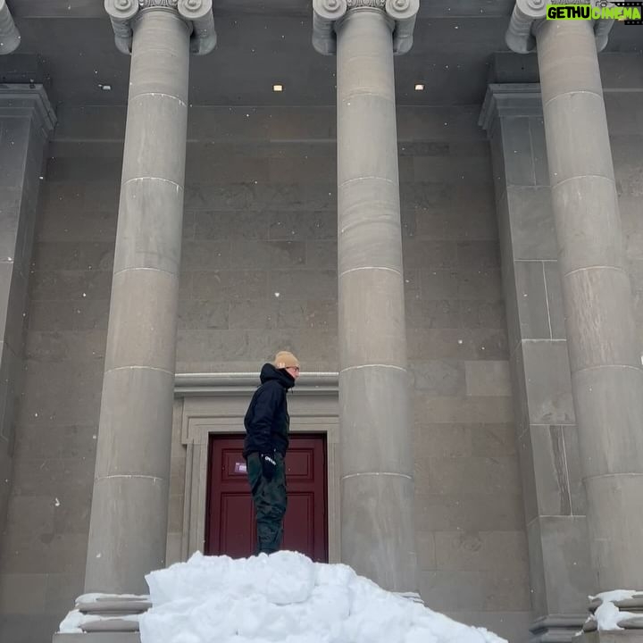 Craig McMorris - 3.2K Likes - I ❤️ The Rock
St. John's you were spectacular. Thanks for showing us a time by @dafilipinodocta