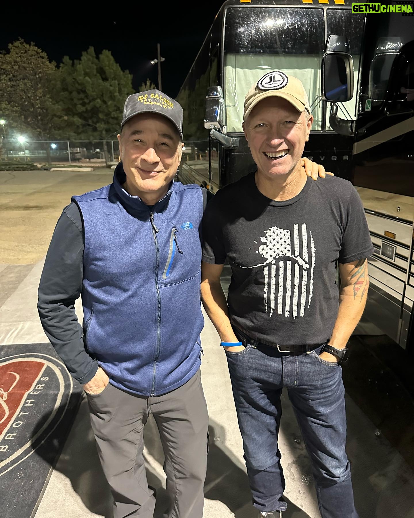 Craig Morgan - 2.9K Likes - What a great little run with @clintblack first class act. Look forward to more shows down the road with him. #pendelton Oregon #spokanwashington #countrymusic