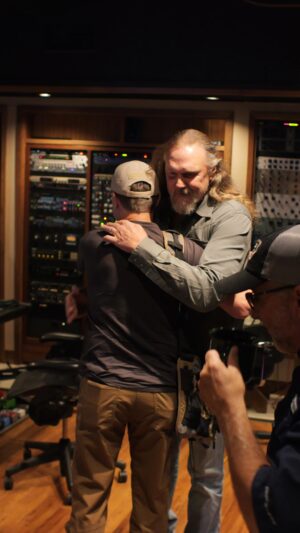 Craig Morgan Instagram - The ‘Enlisted’ EP wouldn’t be complete without “That Ain’t Gonna Be Me”! Listen wherever you get your music now.