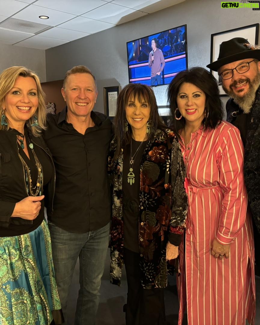 Craig Morgan - 2K Likes - What a great night at the Grand Ole Opry with my friends The Isaacs, Dierks Bentley, Dailey & Vincent, and not pictured Henry Cho, Don Schlitz