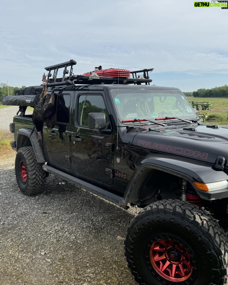 Craig Morgan - 1.8K Likes - It’s been an amazing turkey season (see it all on On The Road Outdoors ). Louisana here we come #turkeyhunting #country #countrymusic #countrylife #louisiana #organic