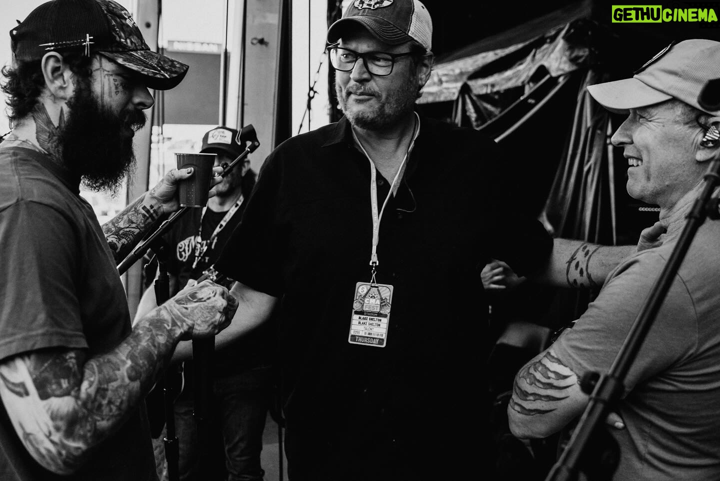 Craig Morgan - 3.9K Likes - It was great running into some new and old friends at #CMAFest!
📸: @gicker