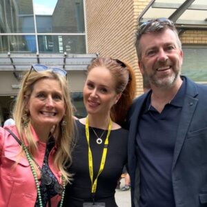 Cressida Cowell Instagram - Incredible day yesterday as Her Majesty the Queen opened the ONE THOUSANDTH primary school library in @literacy_trust truly wonderful #librariesforprimaries campaign! 
So much has been achieved in only three years… and it is so vital and urgent, because 1 in 7 schools have no library and that figure roses to 1 in 4 for children in disadvantaged areas…ALL children deserve the same life chances, and the aim of the campaign is that no child in this country should grow up without a library in their primary school
#magicisforEVERYONE

(First two photos by the amazing @weshootLondon)