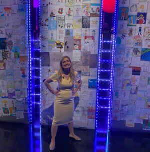 Cressida Cowell Instagram - Always a complete joy to go on @cbbc Blue Peter … here celebrating the 50,000th member of the Blue Peter book club, (!) with Joel @joelmagician dressed as a magnificent Gandalf, and with Jeff Kinney @jeffkinney and @mrmcgrammar, who did a brilliant rap (and I got to join in!)

Here showing all the marvellous book illustrations that kids sent in…

And the show also had Matilda, that wonderful bookworm, singing A little Bit Naughty, and was a such a great celebration of all things book-y…

Thankyou to Blue Peter for everything you to to promote books and reading 
#❤️📚
#bookmagic