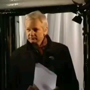 Cristián Contreras Radovic Instagram - PERIODISMO DE VERDAD
⚠️ En el mundo existen pocos periodistas como Julian Assange, cuya vocación de servicio ayuda al desarrollo de las democracias. Que no extrañe, pues, vivir en demagogias con gobiernos títeres hipotecadas por el #NOM.

✅️⚖️ #FuerzaDeCentro 🏹 Inscríbete aquí 👉 
https://forms.gle/V9qJf2citBEsUJBJ6